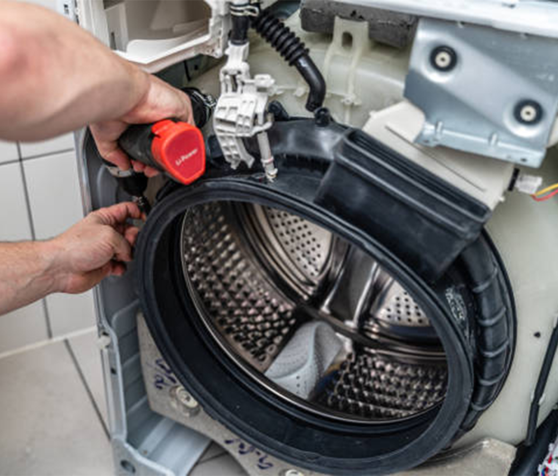leunit_washing_machine_checking_service_1.jpg