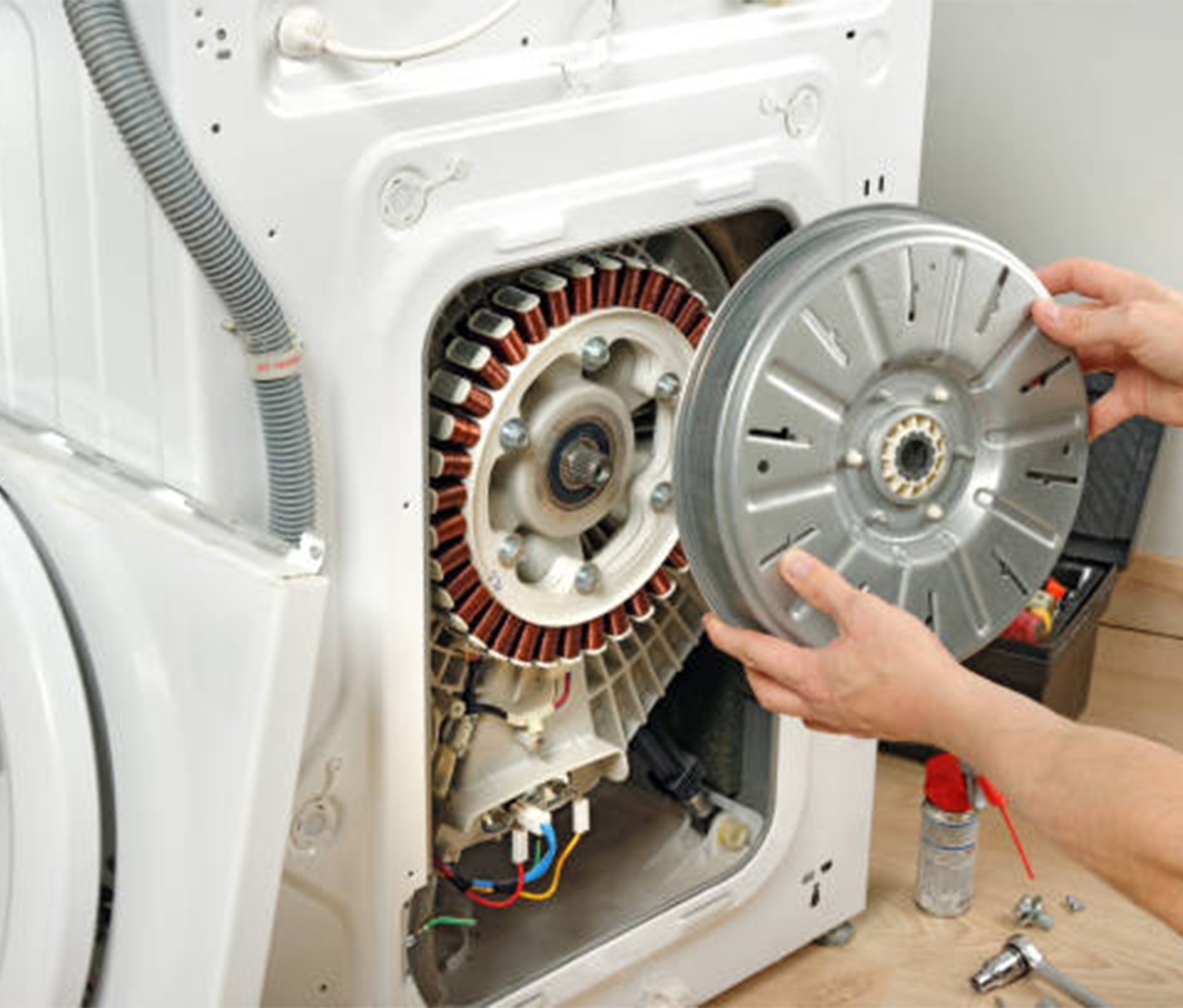 leunit_washing_machine_parts_repairing_service_1.jpg