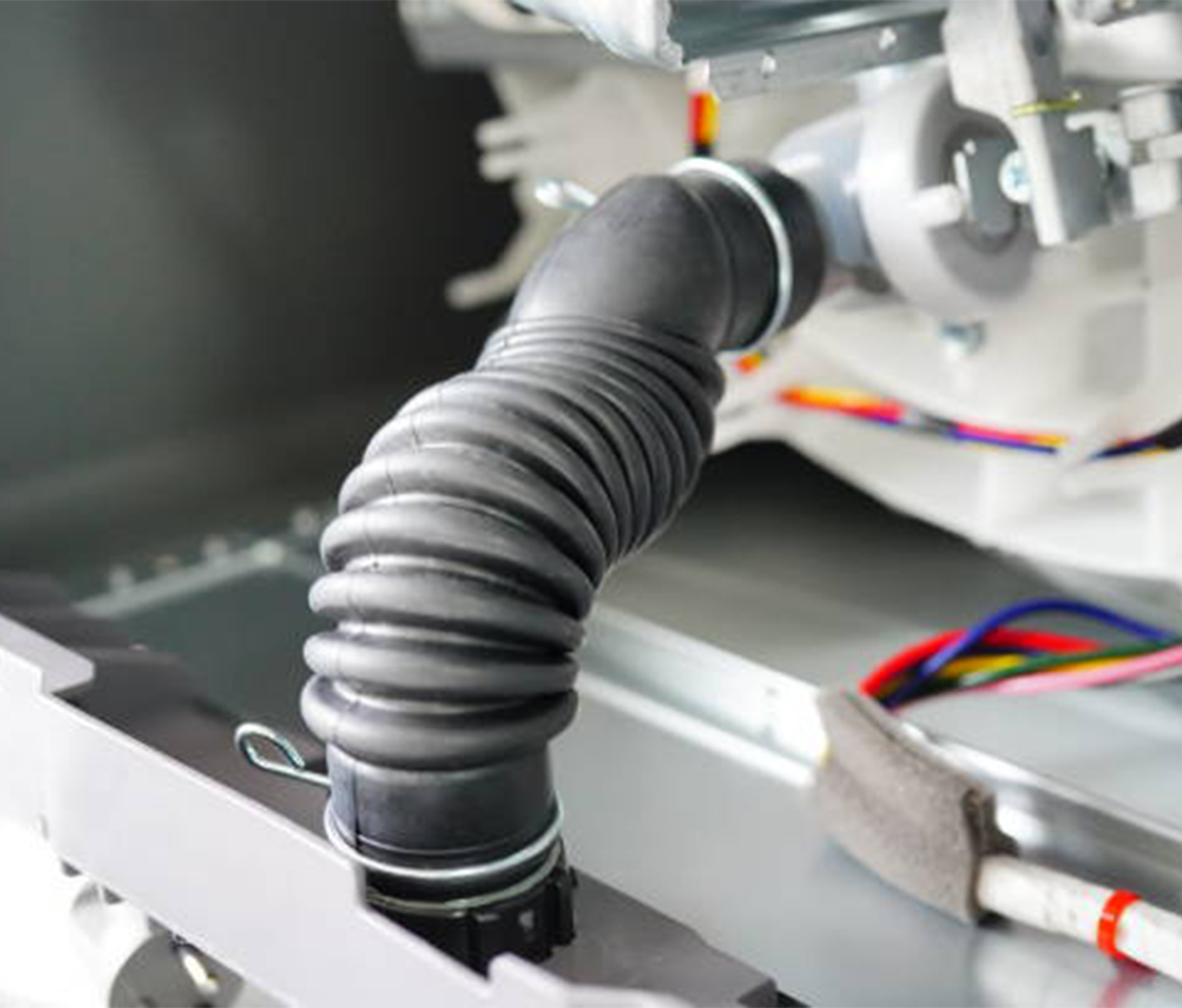 leunit_washing_machine_parts_repairing_service_2.jpg